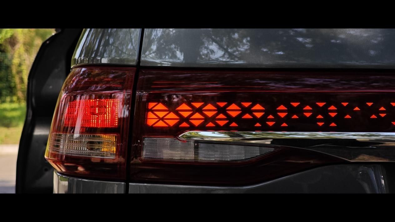 能躺平 空间大到想怎么用就这么用不朽情缘游戏入口锐胜M8第三排都(图8) 能躺平 空间大到想怎么用就这么用不朽情缘游戏入口锐胜M8第三排都(图8)