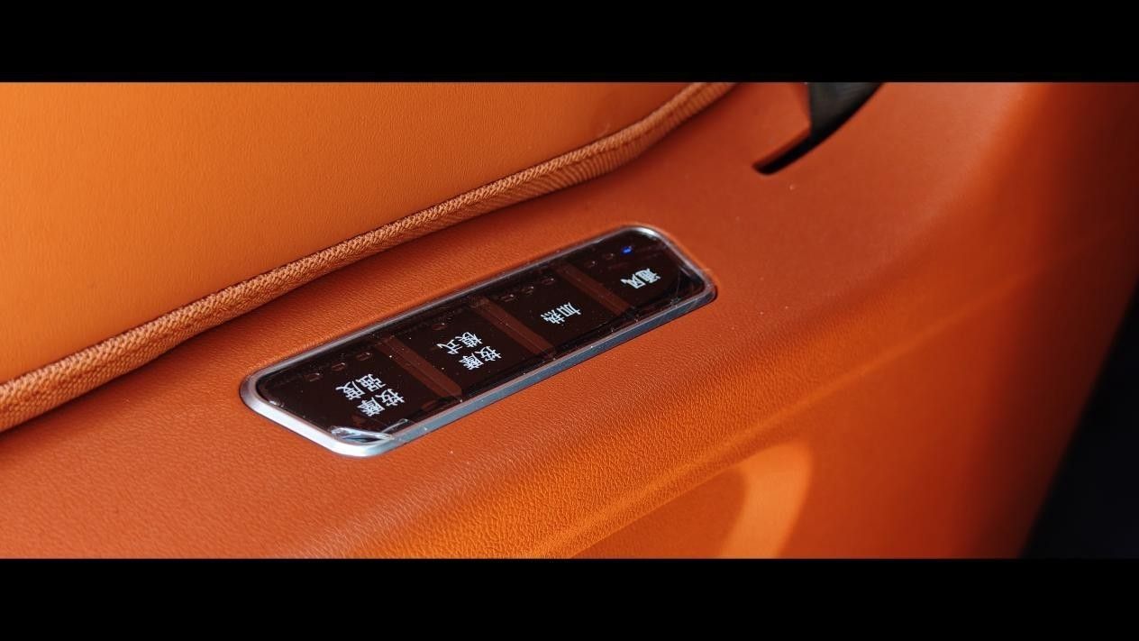 能躺平 空间大到想怎么用就这么用不朽情缘游戏入口锐胜M8第三排都(图19) 能躺平 空间大到想怎么用就这么用不朽情缘游戏入口锐胜M8第三排都(图19)